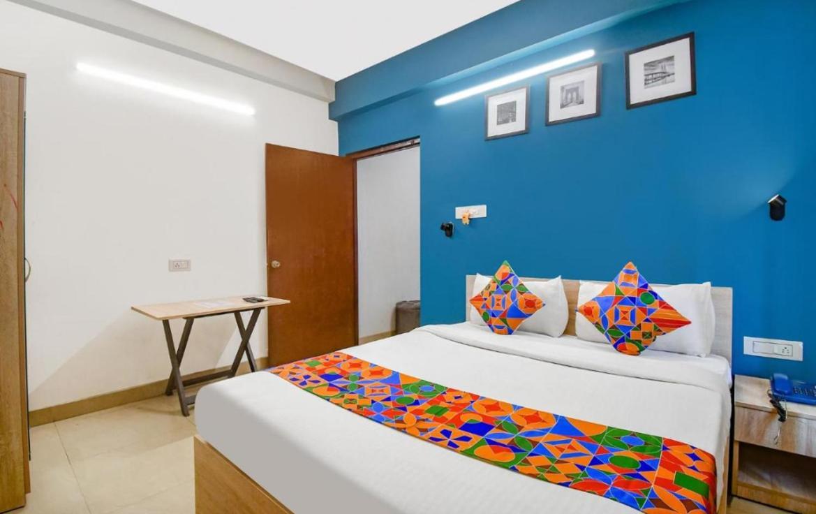 מלון Vrindavan Bhakti Bhavan- Near Prem Mandir By Mukund מראה חיצוני תמונה
